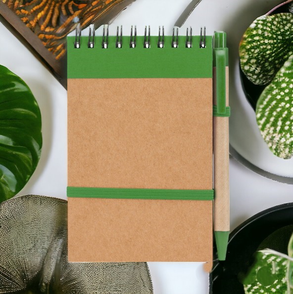 Блокнот LIEN с ручкой в обложке  из переработанного картона /  Скетчбук 70 листов